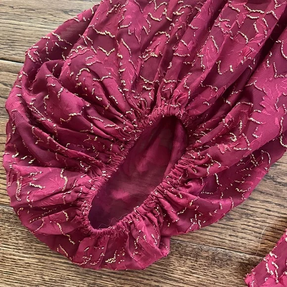 Vibrant Red Dress - Picture 2 of 3